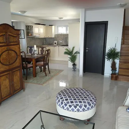 Marija Max Apartment *