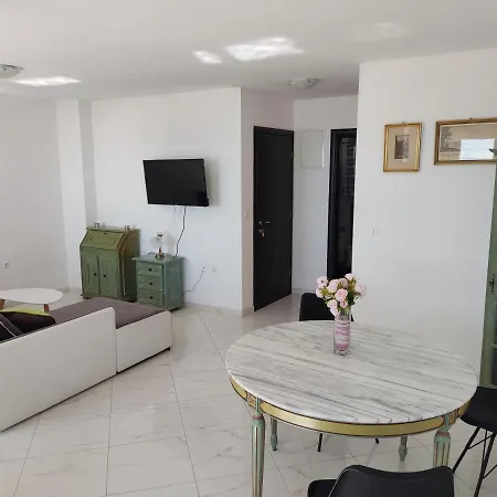 Marija Max Apartman Makarska